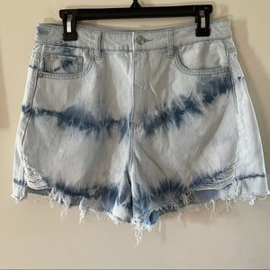 American Eagle Highest Rise Mom Short Jean Shorts
